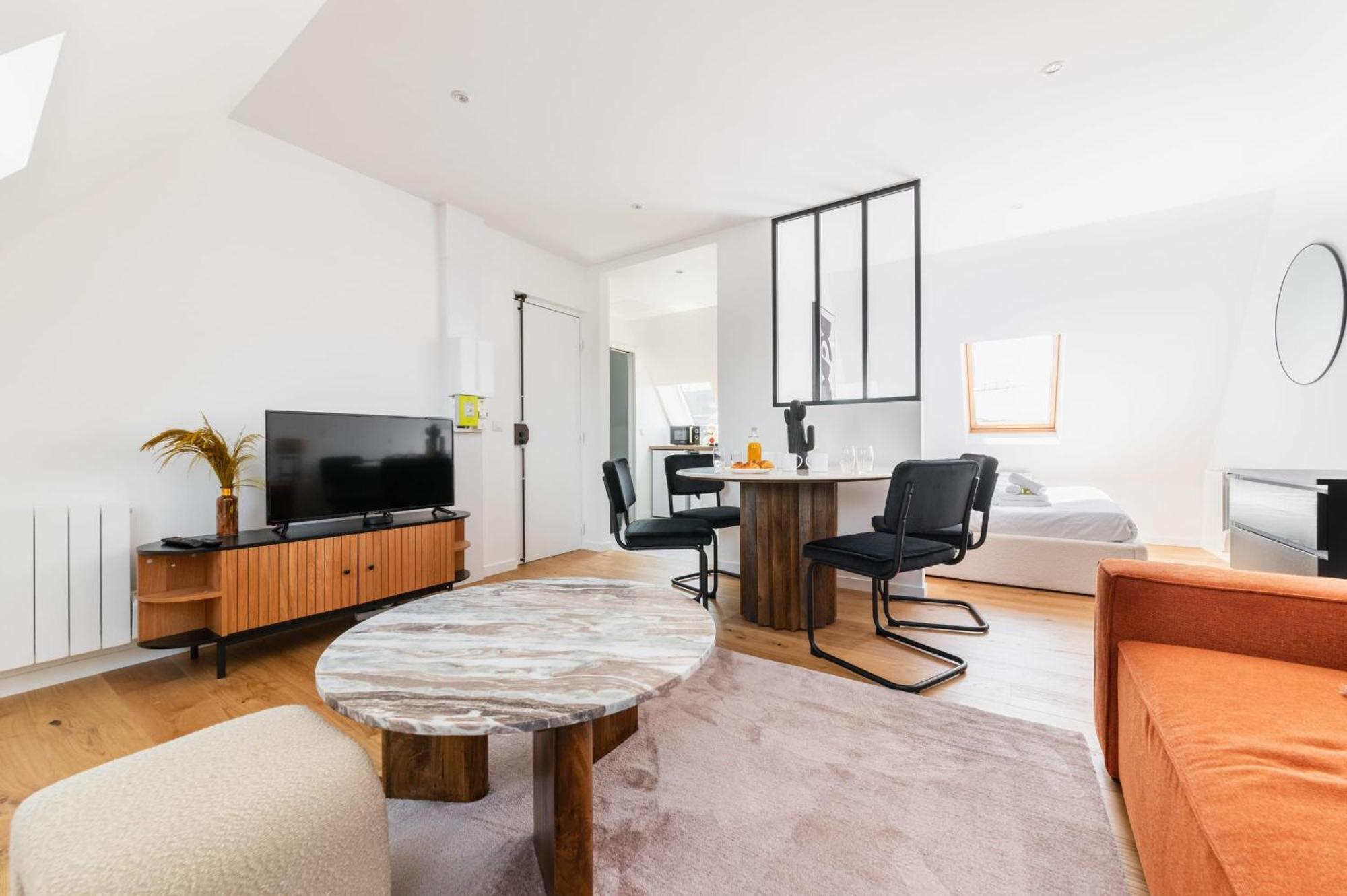 Ferienwohnung 2 Pieces Refait A Neuf Dernier Etage - Paris 19 - 4P - Flat-Guest Exterior foto